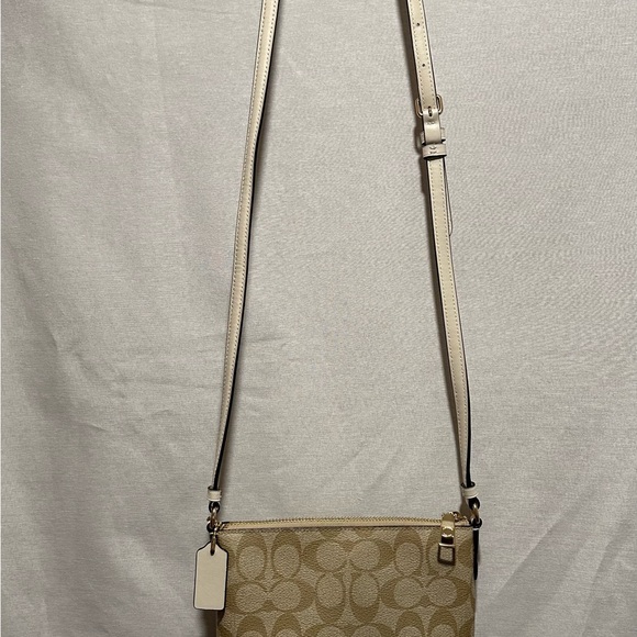 Coach Mini Rowan File Bag in Signature Canvas - Picture 4 of 10